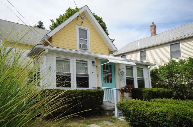 48 Highland Ave, Wareham, MA 02558