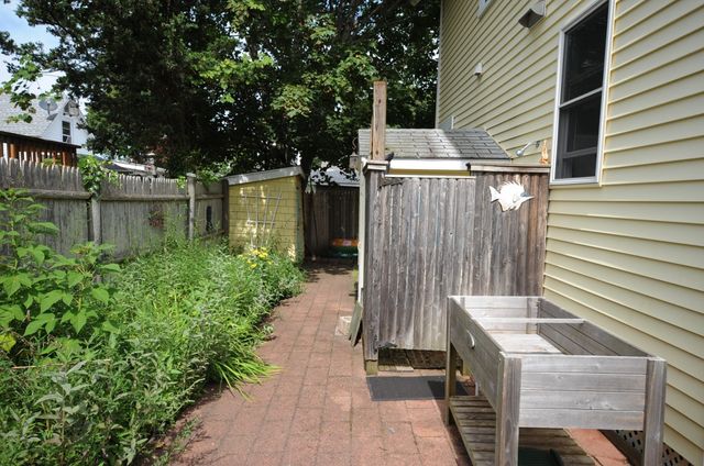 48 Highland Ave, Wareham, MA 02558