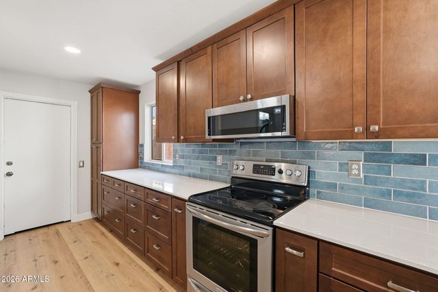 71 N BIRCH Street, Gilbert, AZ 85233