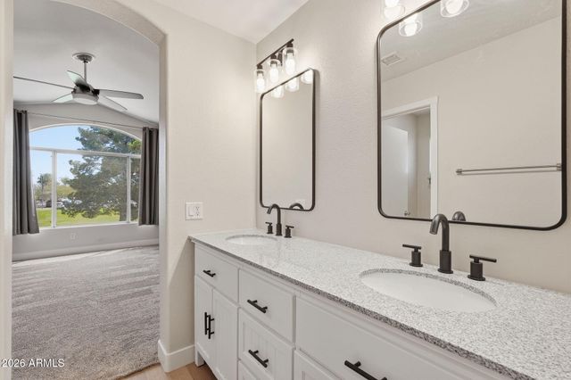 71 N BIRCH Street, Gilbert, AZ 85233