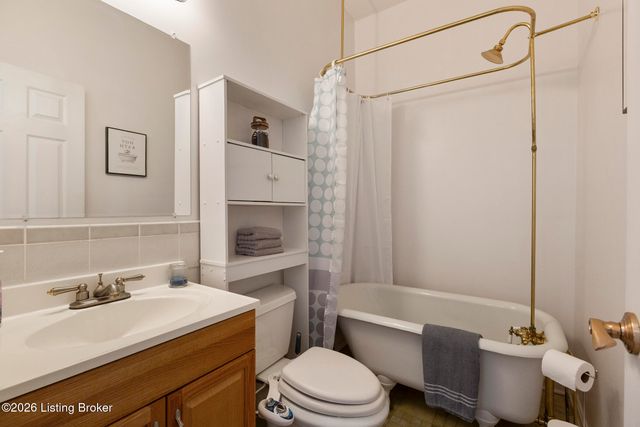 462 Wilsonville Rd, Fisherville, KY 40023