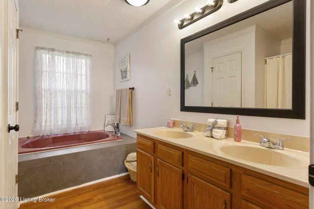 462 Wilsonville Rd, Fisherville, KY 40023