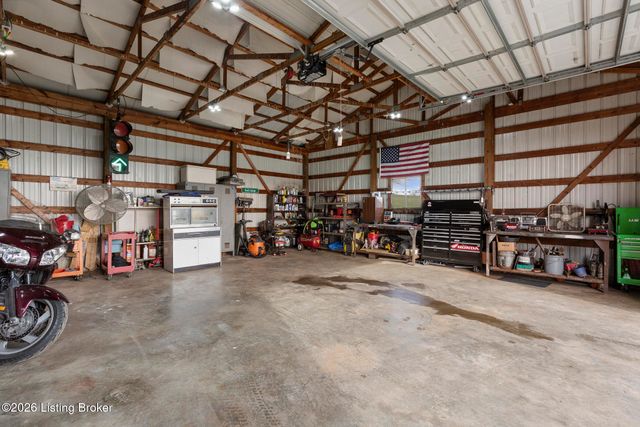 462 Wilsonville Rd, Fisherville, KY 40023