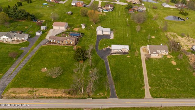 462 Wilsonville Rd, Fisherville, KY 40023