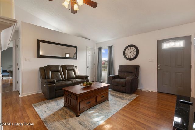 462 Wilsonville Rd, Fisherville, KY 40023