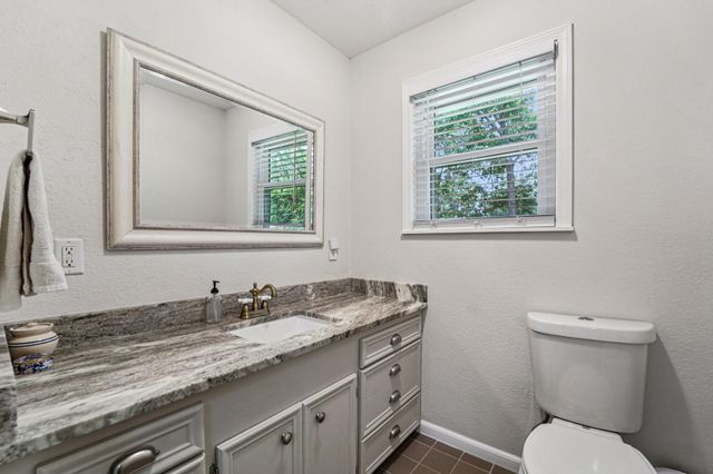 15191 Mcrae Lake, Conroe, TX 77303