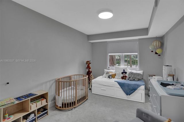 20000 E Country Club Dr 211, Aventura, FL 33180