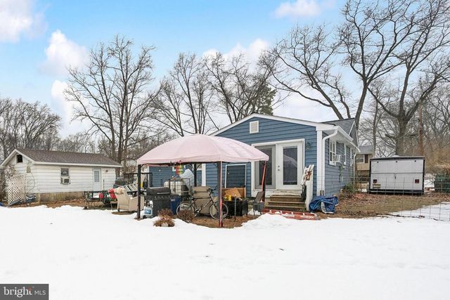 520 W VIRGINIA RD, Browns Mills, NJ 08015