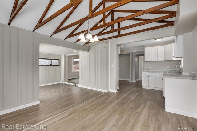 19196 Berden Street, Detroit, MI 48236