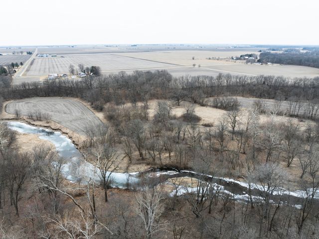 25445 2300 North Avenue, Princeton, IL 61356