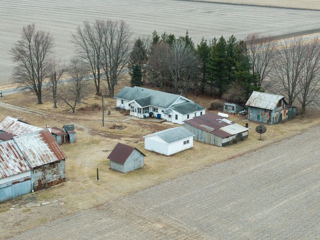 25445 2300 North Avenue, Princeton, IL 61356