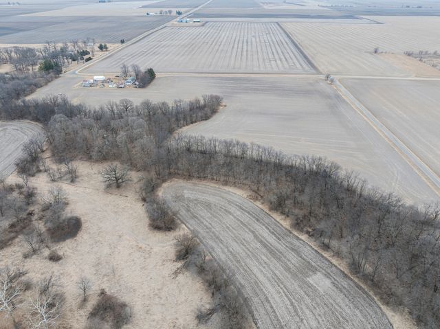 25445 2300 North Avenue, Princeton, IL 61356