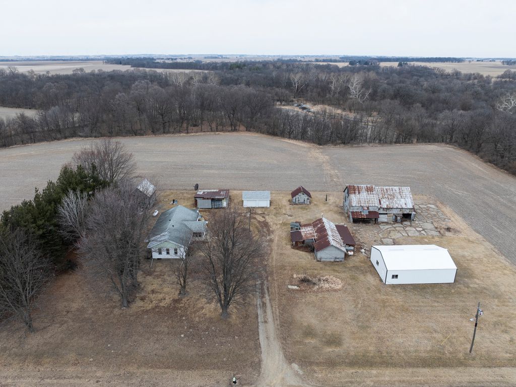 25445 2300 North Avenue, Princeton, IL 61356