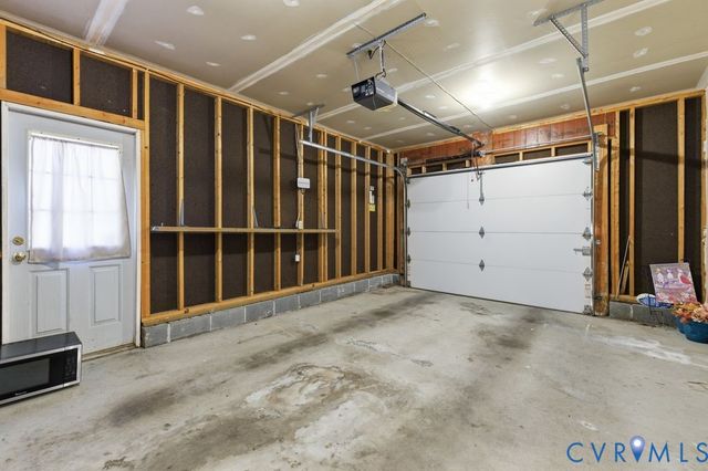 5107 Spring Bluff Rd, Midlothian, VA 23112