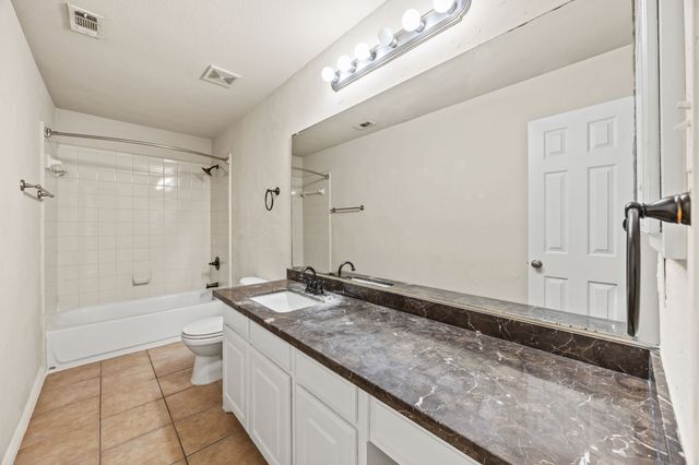 8410 Player Drive, Rowlett, TX 75089