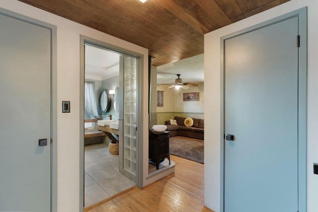 10450 Walnut Grove Rd, Thornton, CA 95686