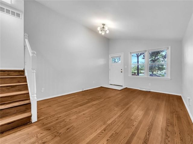 701 NW 88TH Terrace, Kansas City, MO 65155