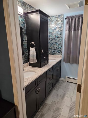 66 Haystack Road, Manchester, CT 06040