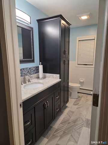 66 Haystack Road, Manchester, CT 06040