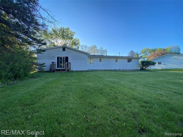 6169 Johnson Road, Flushing, MI 48433