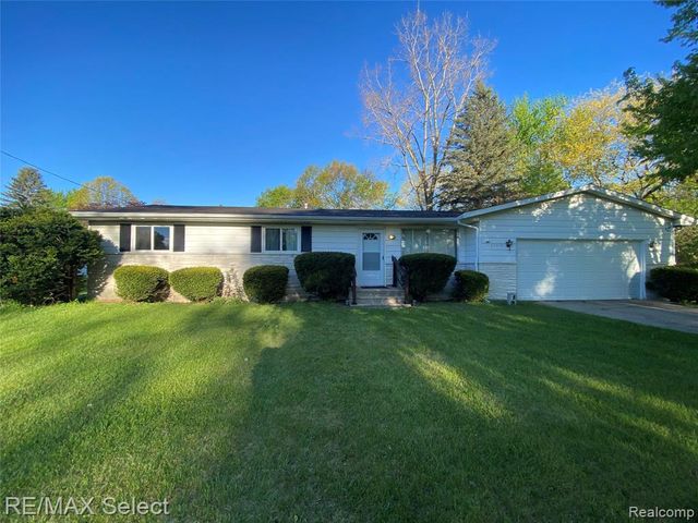 6169 Johnson Road, Flushing, MI 48433