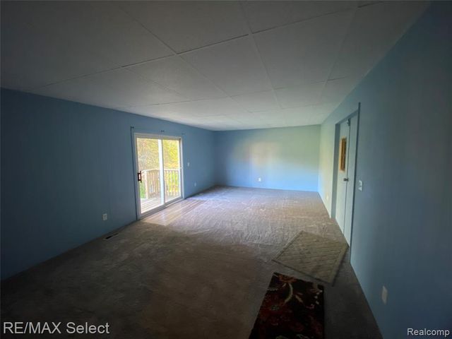 6169 Johnson Road, Flushing, MI 48433