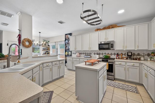 3101 Ashton Park Drive, Pearland, TX 77584