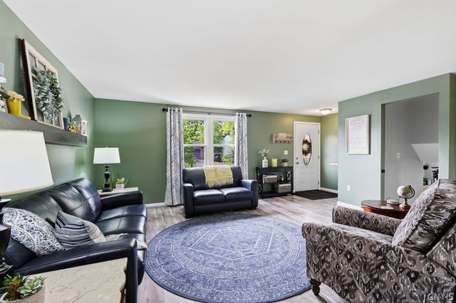 8420 Falcon Drive, Clay, NY 13090