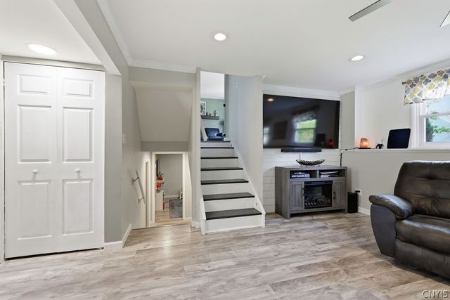 8420 Falcon Drive, Clay, NY 13090