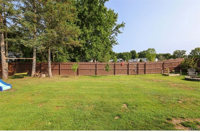 8420 Falcon Drive, Clay, NY 13090