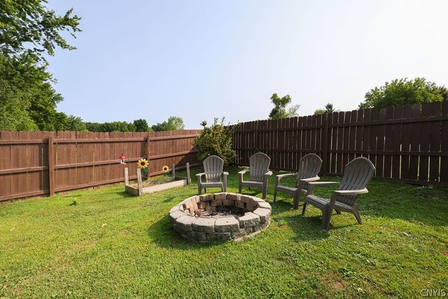 8420 Falcon Drive, Clay, NY 13090