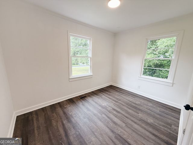 69 Oak Ave Street, Warm Springs, GA 31830