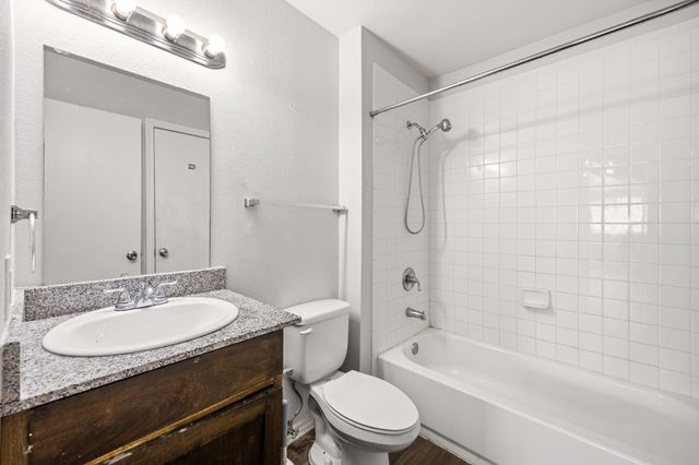 9837 Walnut Street S203, Dallas, TX 75243