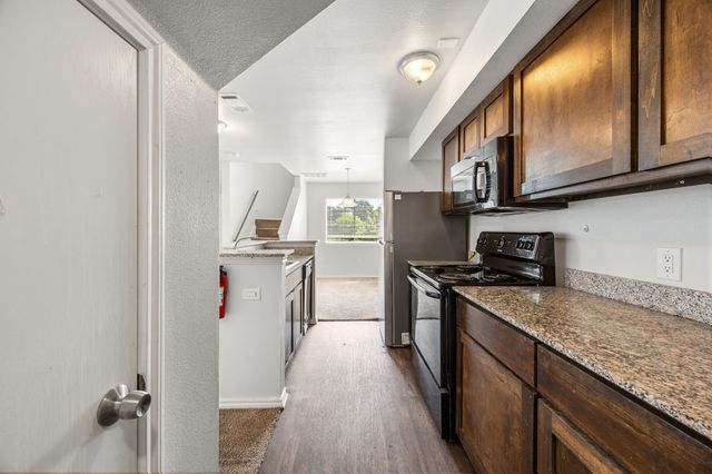 9837 Walnut Street S203, Dallas, TX 75243