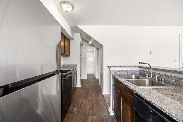 9837 Walnut Street S203, Dallas, TX 75243