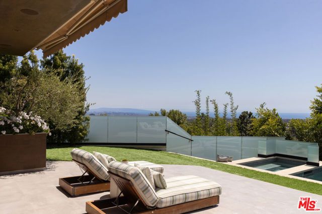 815 N Tigertail Road, Los Angeles, CA 90049