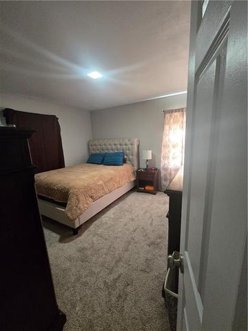 4980 NE Chouteau Drive, Kansas City, MO 64119