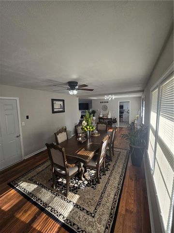 4980 NE Chouteau Drive, Kansas City, MO 64119