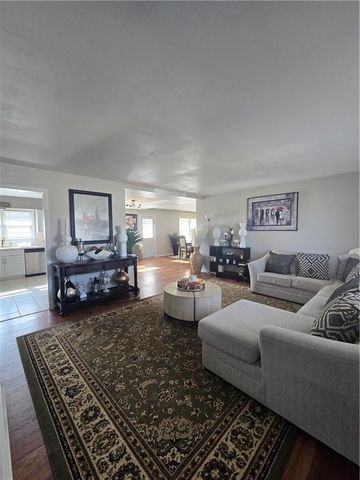 4980 NE Chouteau Drive, Kansas City, MO 64119