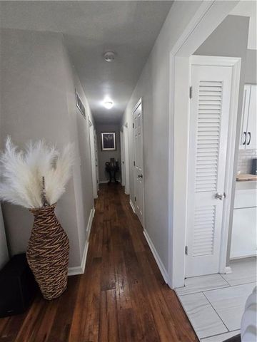 4980 NE Chouteau Drive, Kansas City, MO 64119