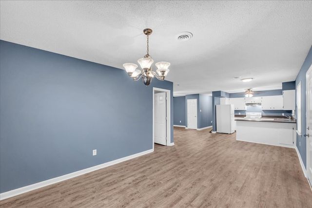 1619 Hills Chapel Rd, Manchester, TN 37355