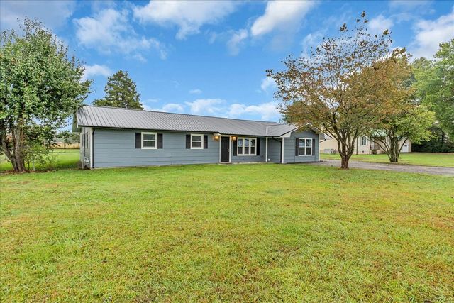 1619 Hills Chapel Rd, Manchester, TN 37355