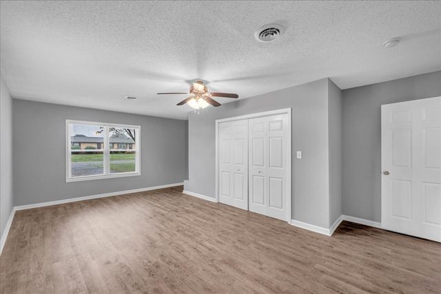 1619 Hills Chapel Rd, Manchester, TN 37355