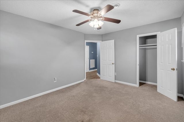 1619 Hills Chapel Rd, Manchester, TN 37355