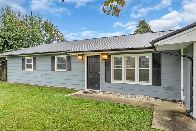 1619 Hills Chapel Rd, Manchester, TN 37355