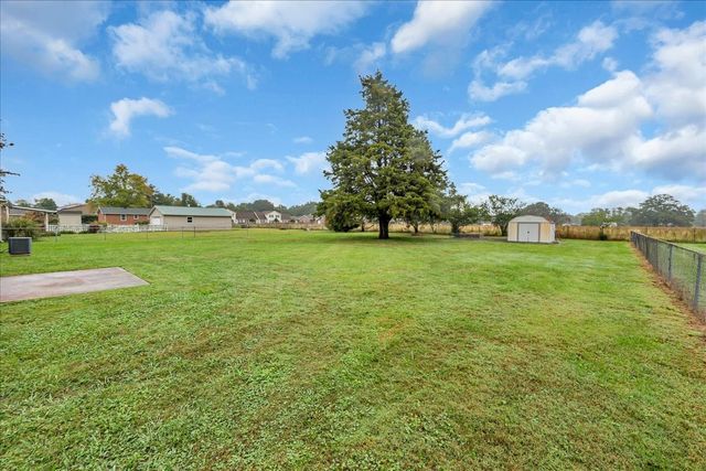 1619 Hills Chapel Rd, Manchester, TN 37355