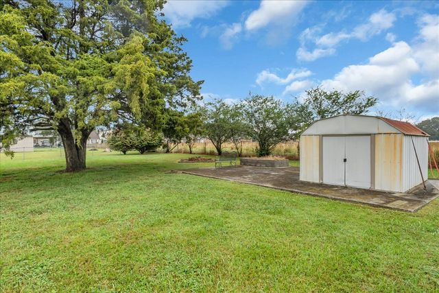 1619 Hills Chapel Rd, Manchester, TN 37355