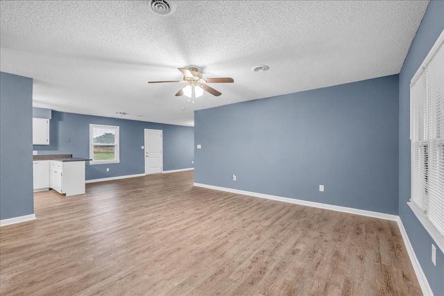 1619 Hills Chapel Rd, Manchester, TN 37355