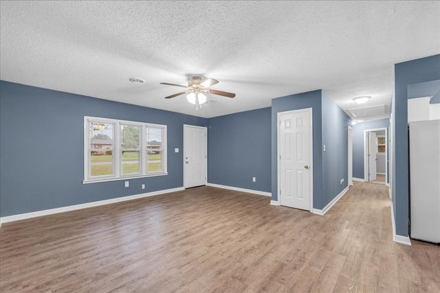 1619 Hills Chapel Rd, Manchester, TN 37355