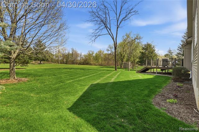 9031 Hidden Oaks Drive, Grand Blanc, MI 48439